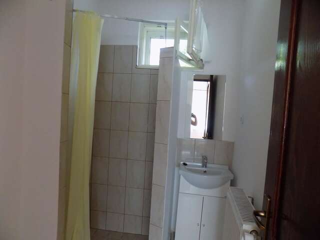 Гостевой дом Casa de vacanta Zsenik Vendeghaz Совата-21